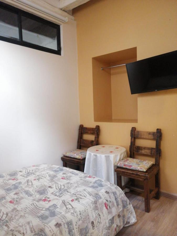 Bed and Breakfast Casatodosantos à Cuenca Extérieur photo